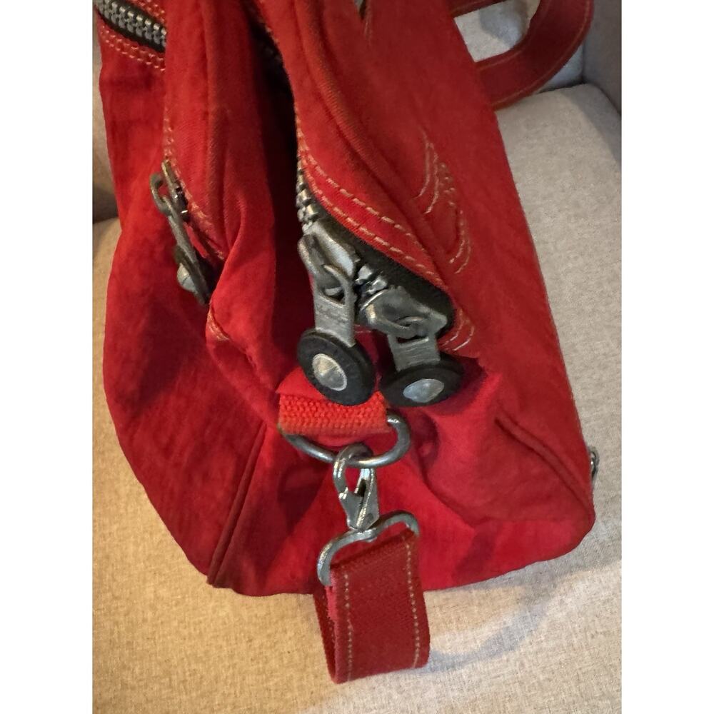Kipling Large Duffle Red Luggage Travel Gym School 90's Vintage Y2K - Picture 8 of 14